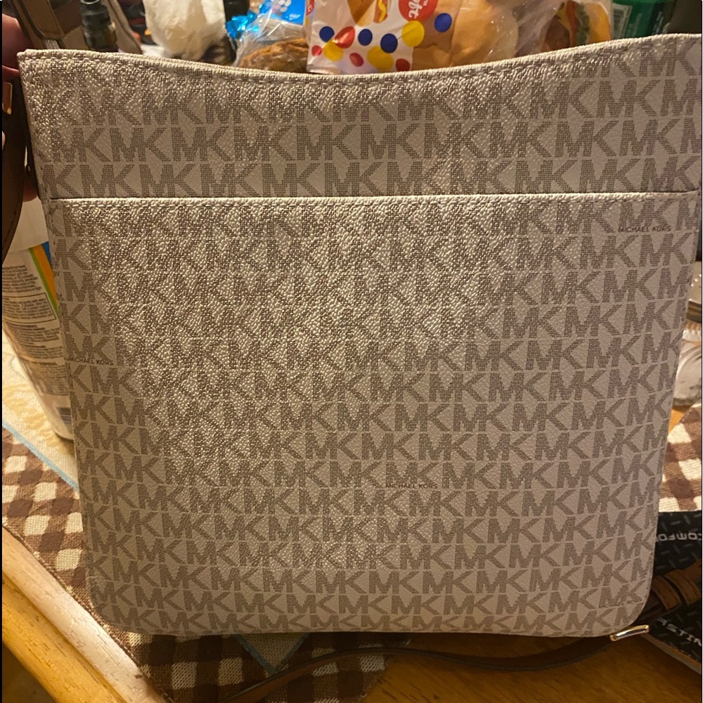 Michael Kors Crossbody Bag - Picture 5 of 5